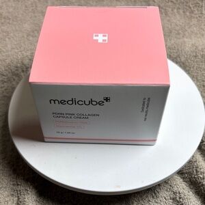 Medicube Collagen Capsule Cream - Pink